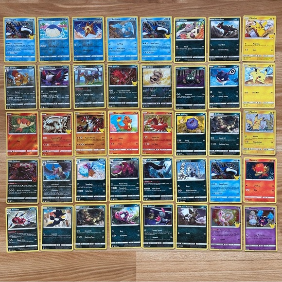 Lot of 450 Pokemon Trading Card Collection - Picture 3 of 16